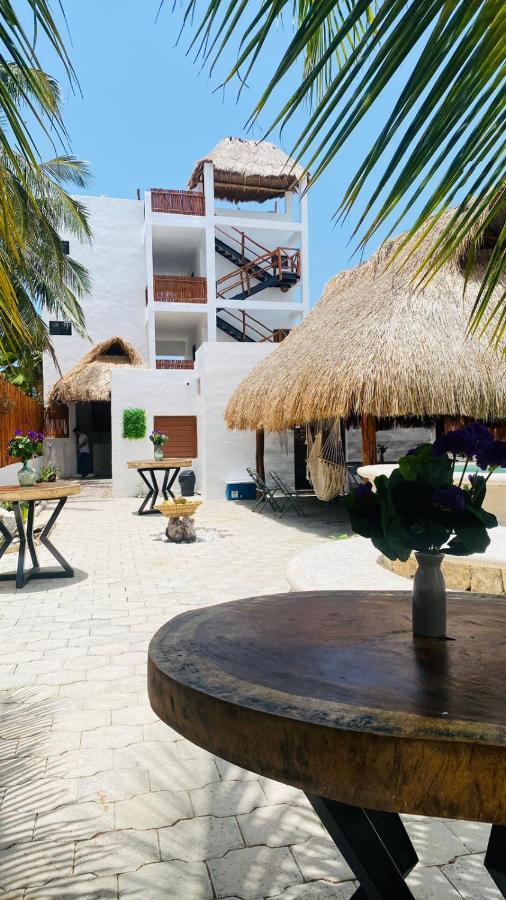 Casa Delfines Rio Lagartos Hotell Exteriör bild