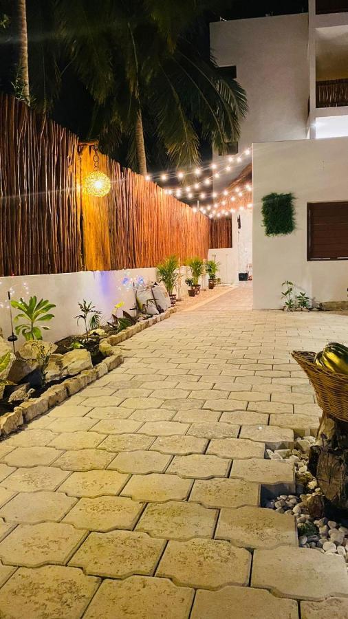 Casa Delfines Rio Lagartos Hotell Exteriör bild