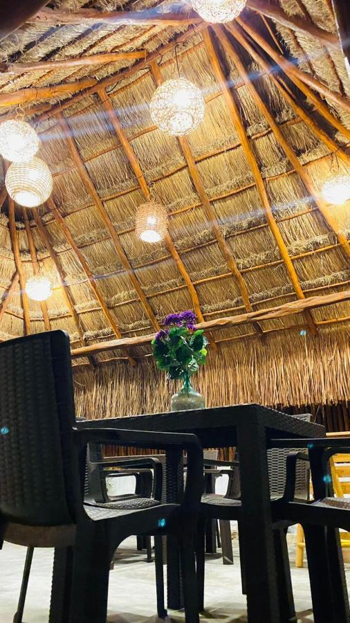 Casa Delfines Rio Lagartos Hotell Exteriör bild