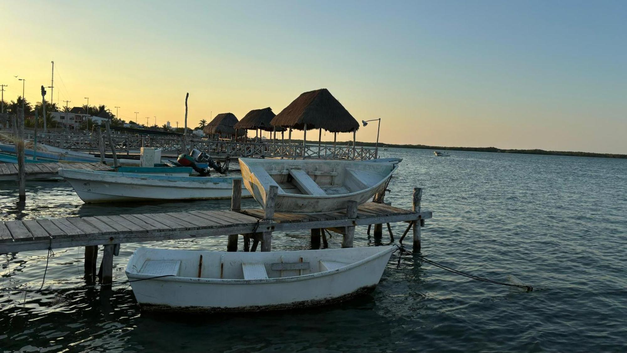 Casa Delfines Rio Lagartos Hotell Exteriör bild