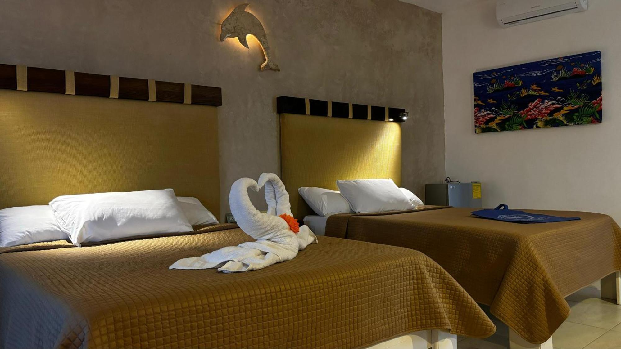 Casa Delfines Rio Lagartos Hotell Exteriör bild